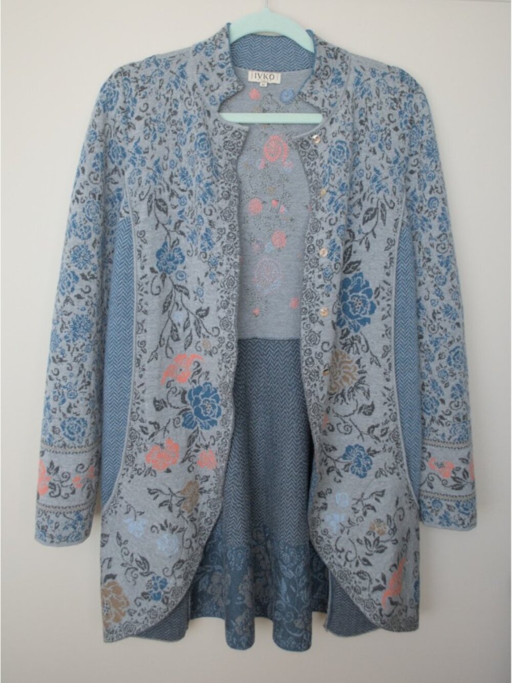 IVKO light grey and blue patterned wool cardigan